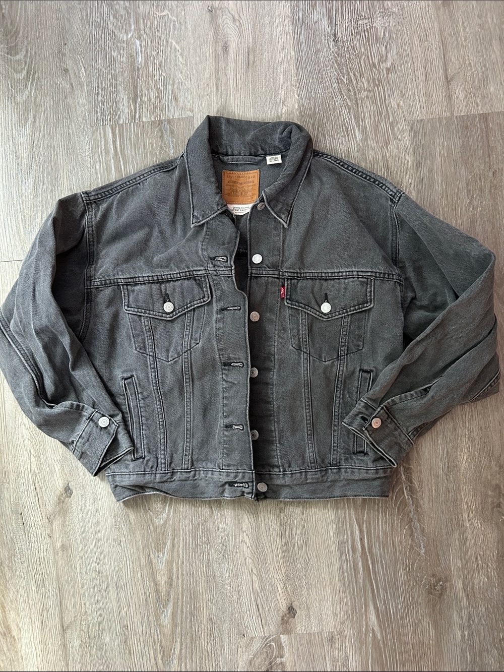 Levi's Charcoal Black Denim Trucker Jacket